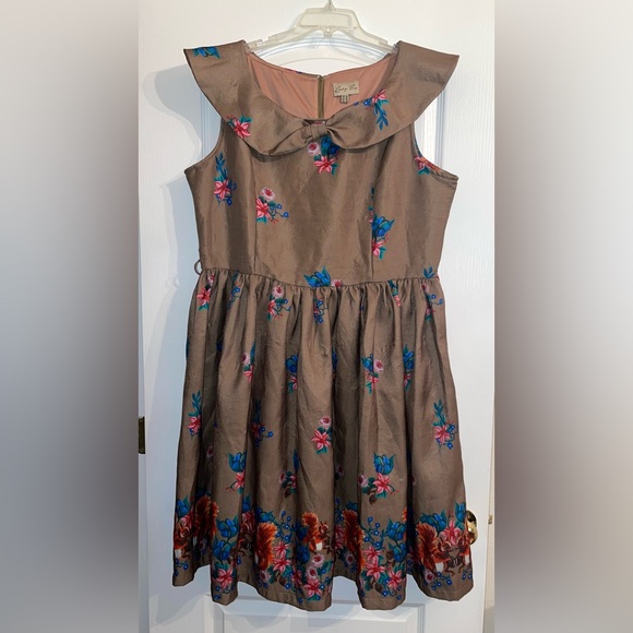 LindyBop Cocoa Brown Fall Squirrel Dress UK 20 US 16 (fits 2X) - Picture 2 of 3